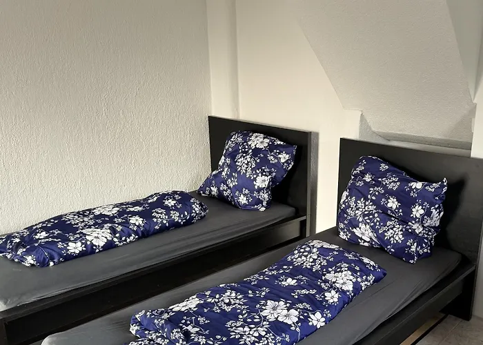 Schoenes Mit Tv, Wlan, Kochbereich Und Parkplatz - Sara شقة